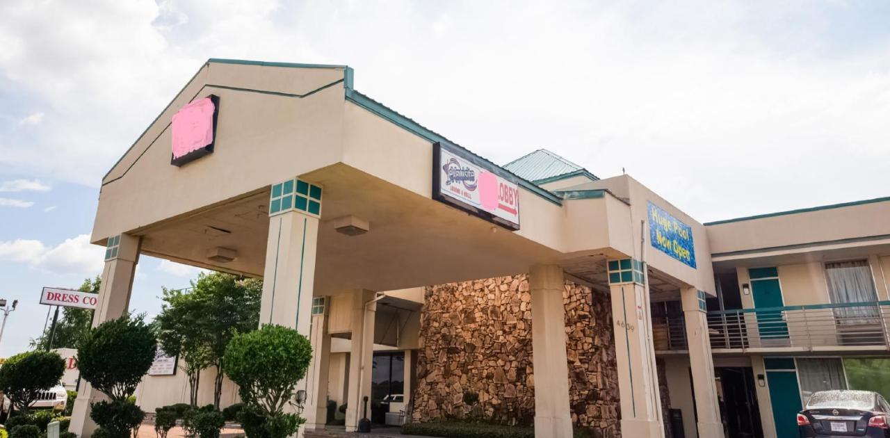 Oyo Hotel O Jackson I-55 North Екстериор снимка