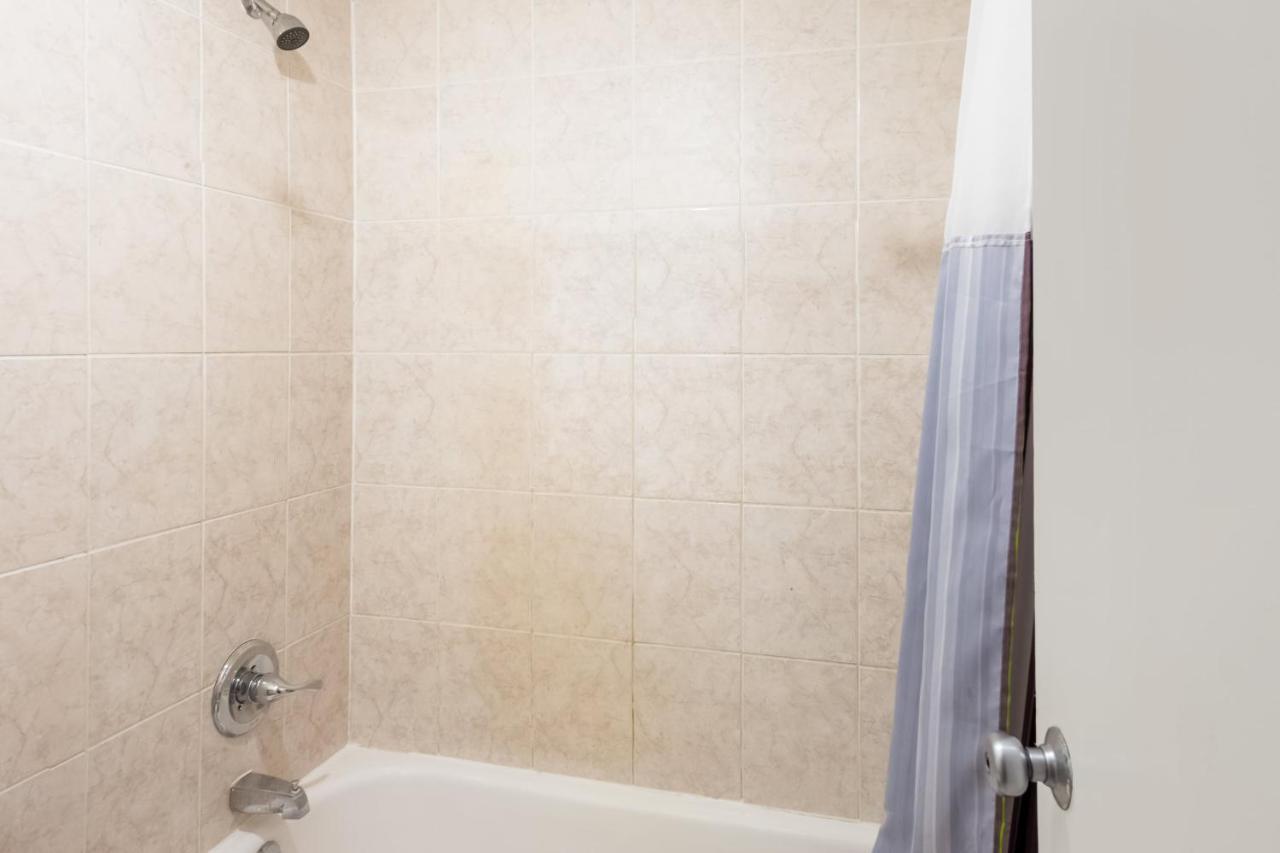 Oyo Hotel O Jackson I-55 North Екстериор снимка