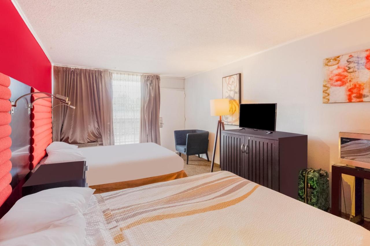 Oyo Hotel O Jackson I-55 North Екстериор снимка